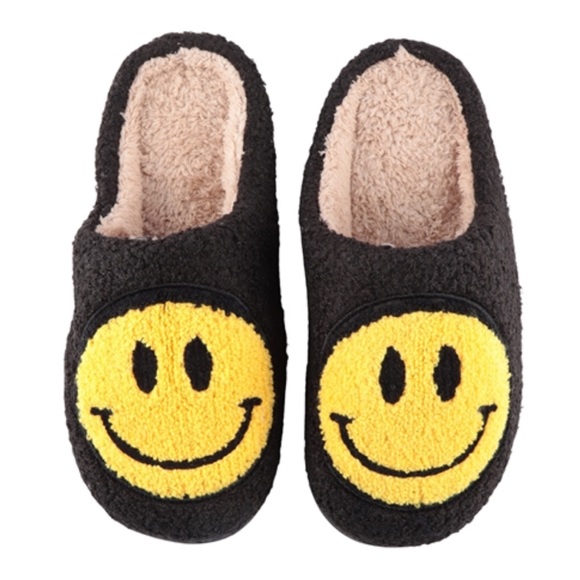None Shoes - NWT Adult Soft and Fuzzy Fleece Yellow and Black Smiley Face Slippers in Large!